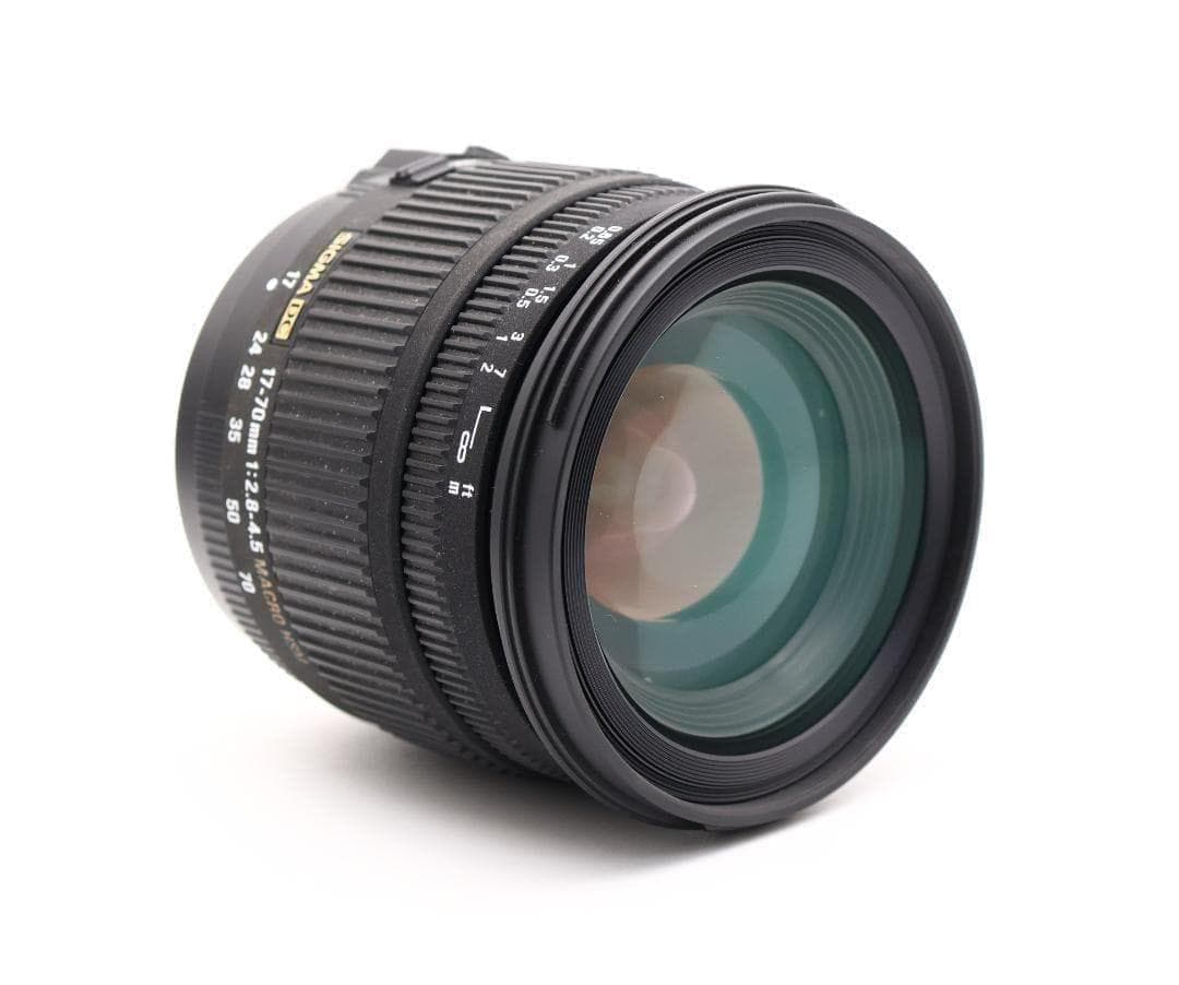 ■完動品 Nikon D7000 デジタル一眼レフ　ショット数12669