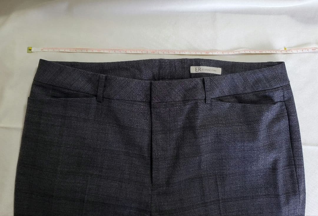 レディース　パンツスーツ グレー系　上下セット　大きいサイズ　17号