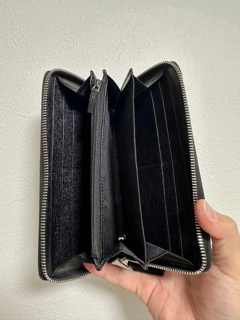 GUCCI（グッチ）長財布 ラウンドファスナー ブラック