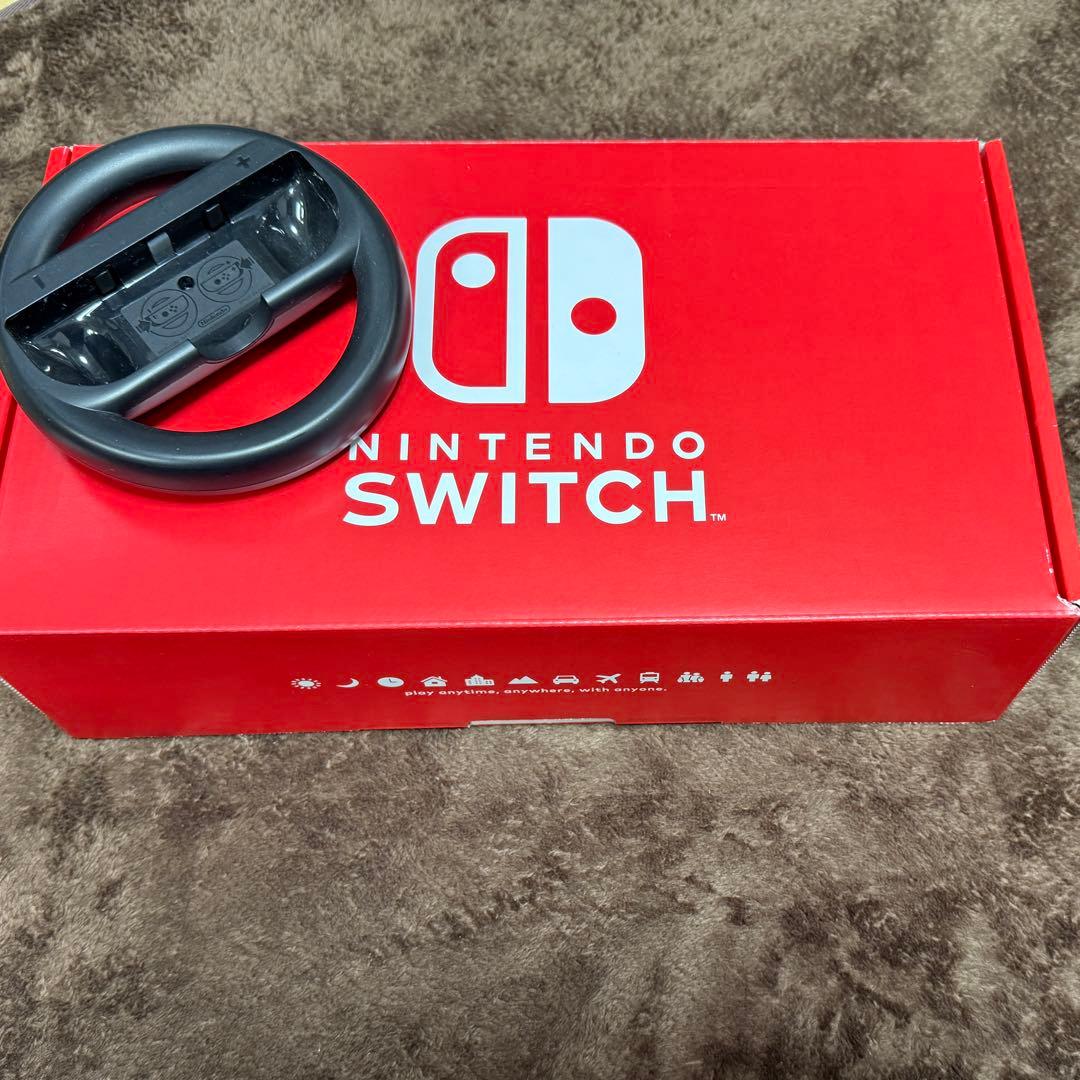 Nintendo Switch 本体 + Joy-Conコントローラー