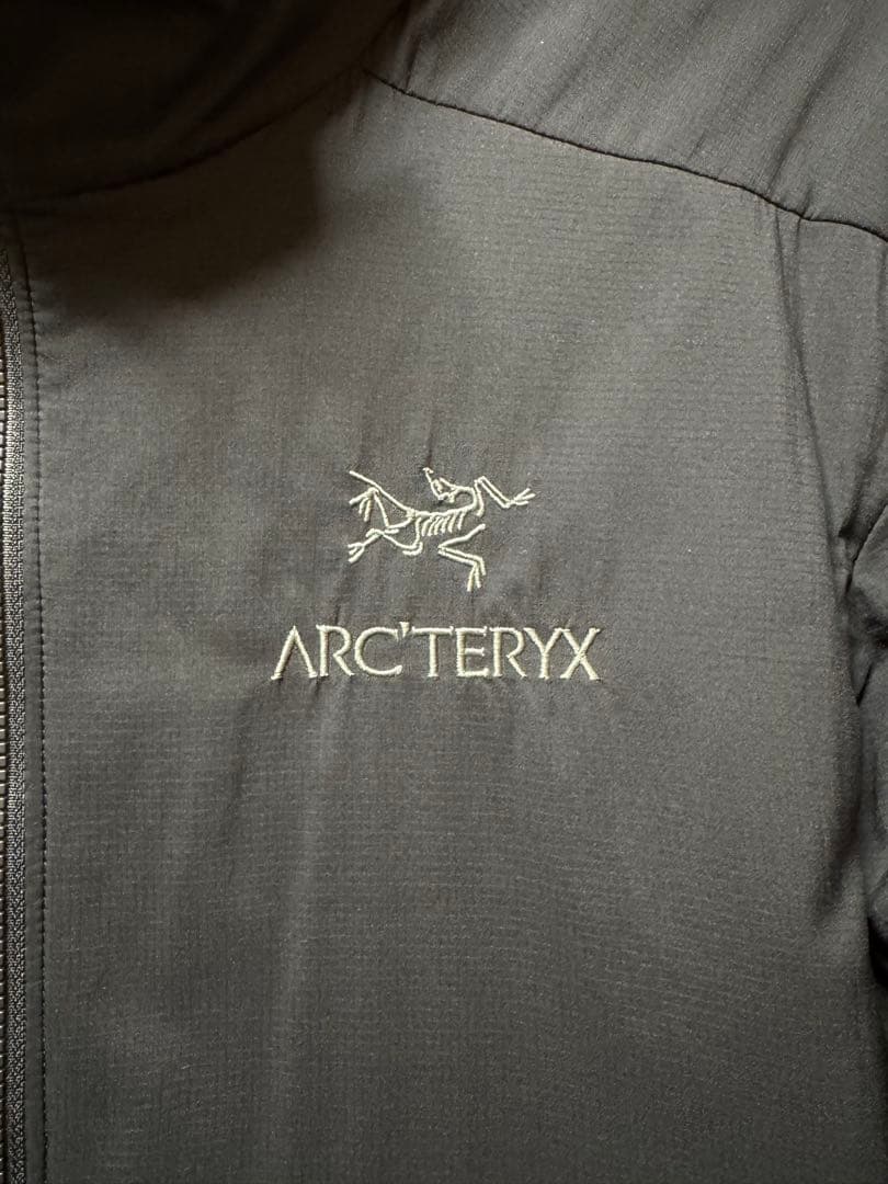 ARC'TERYX アークテリクス アトム ジャケット XS ブラック