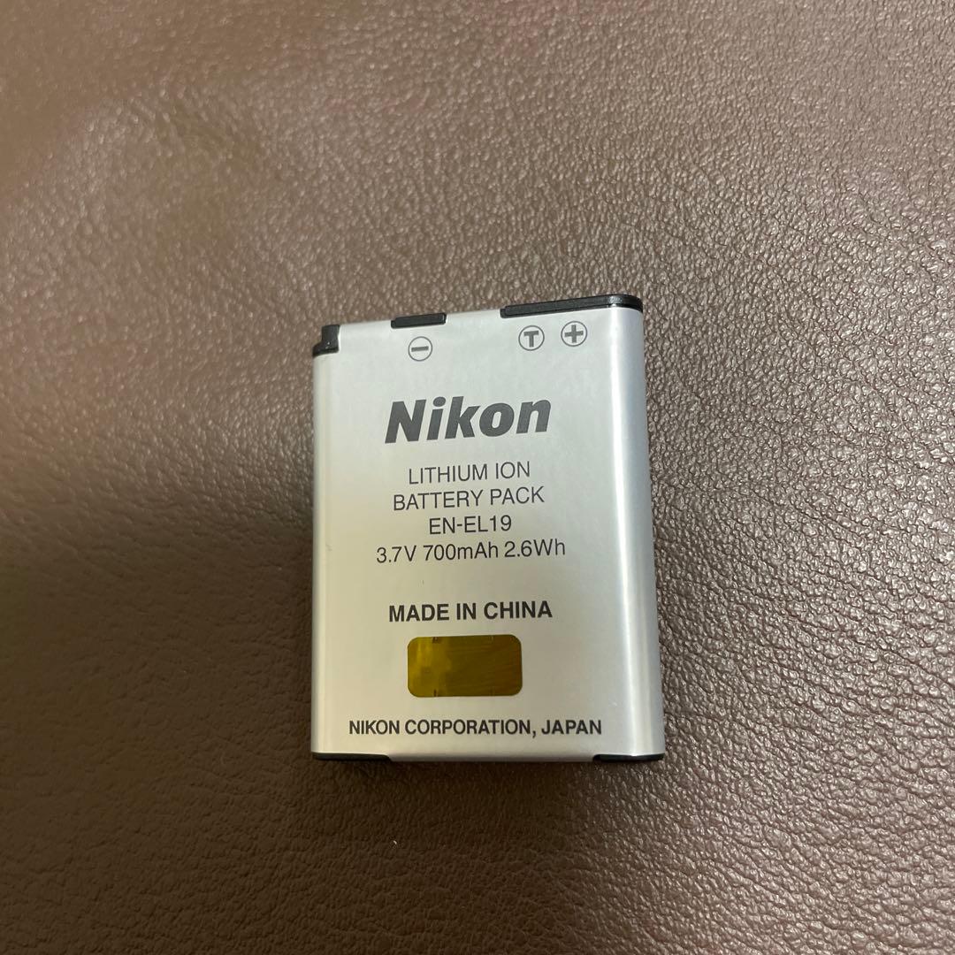 Nikon COOLPIX S6900 ホワイト　デジタルカメラ