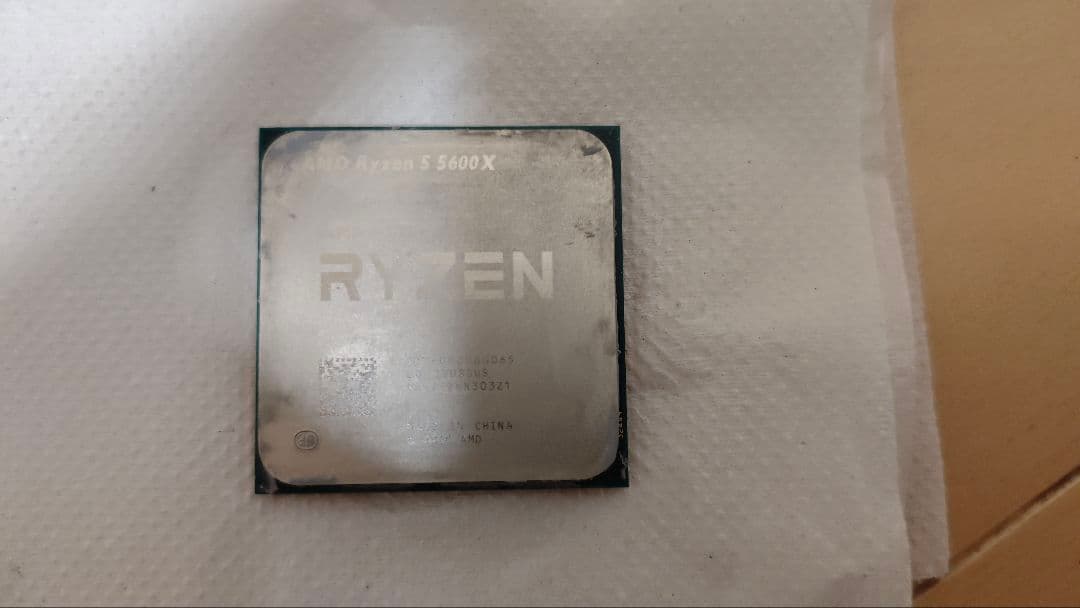 AMD Ryzen 5 5600X 動作未確認 CPU