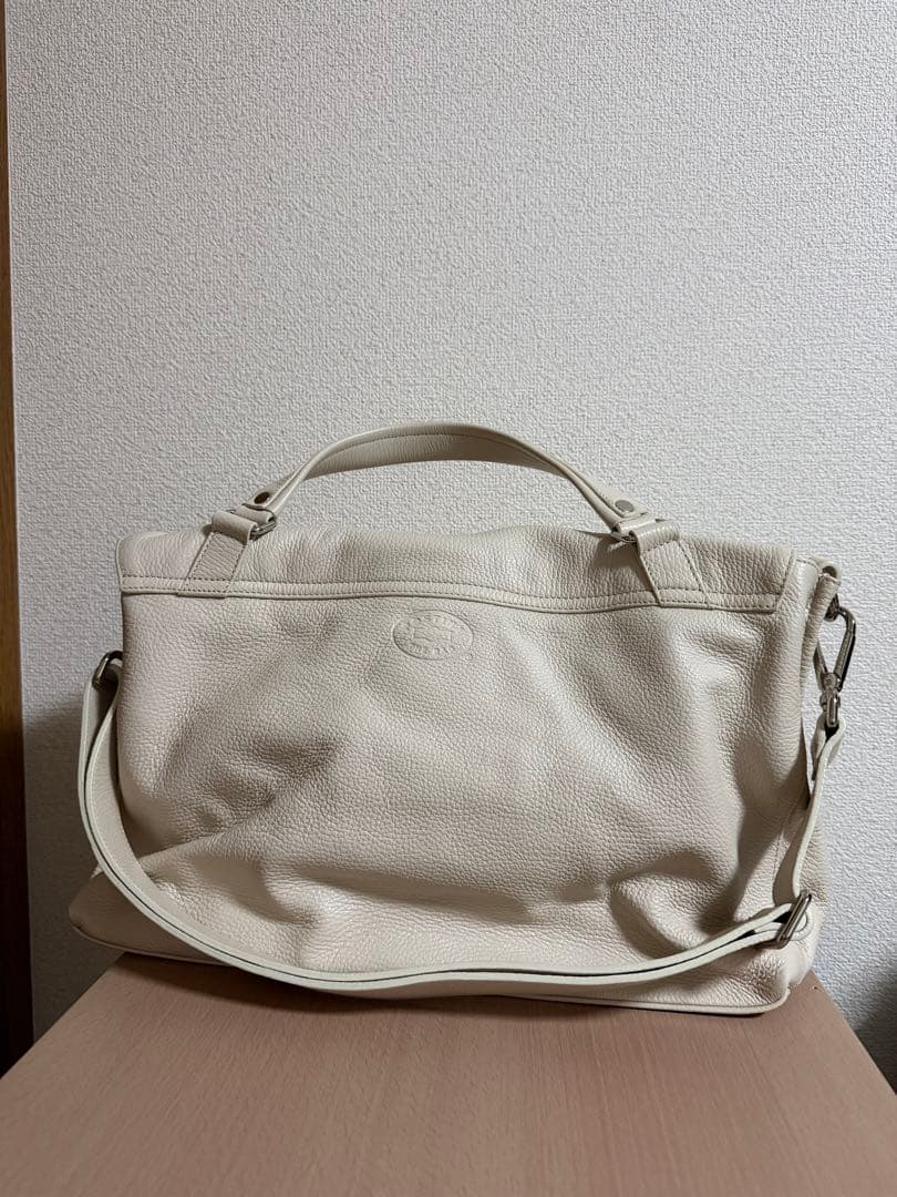 ザネラート　ポスティーナ　ベージュ、白