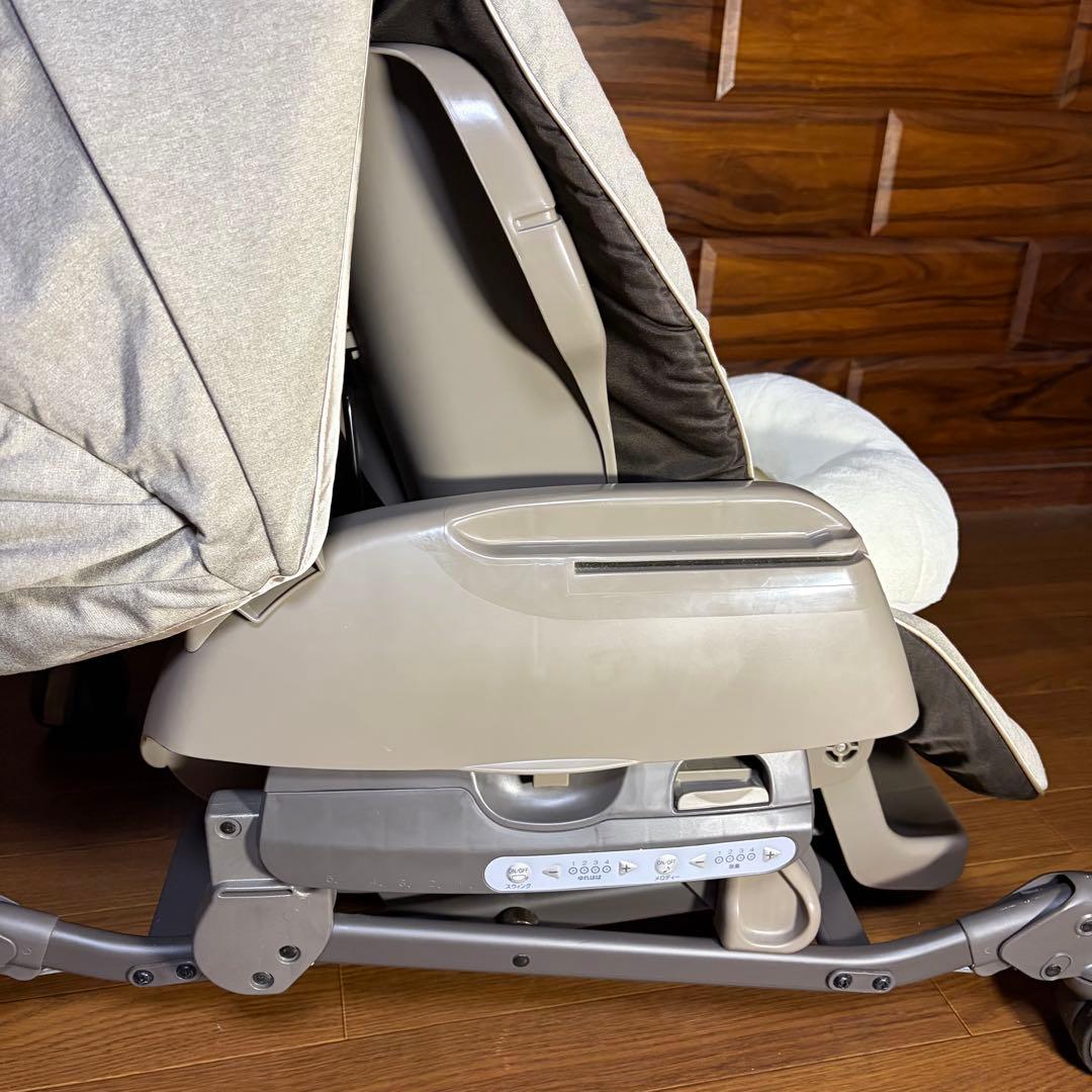 超美品 combi オートスウィング ネムリラ 電動ハイローチェア ドーム付き