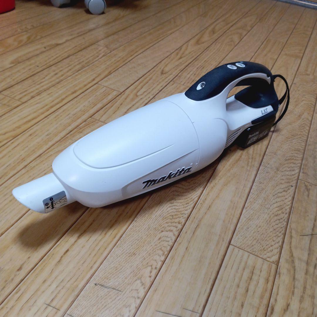 マキタ14.4V充電式クリーナ CL141FD 純正バッテリー、純正充電器付