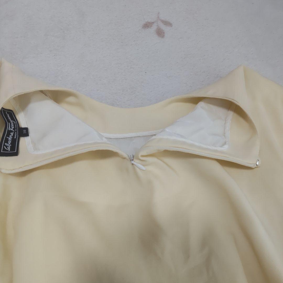 サルヴァトーレフェラガモ　クリーム色 スリーブレスドレス ワンピース　38