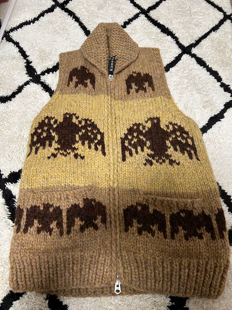 ニットベスト