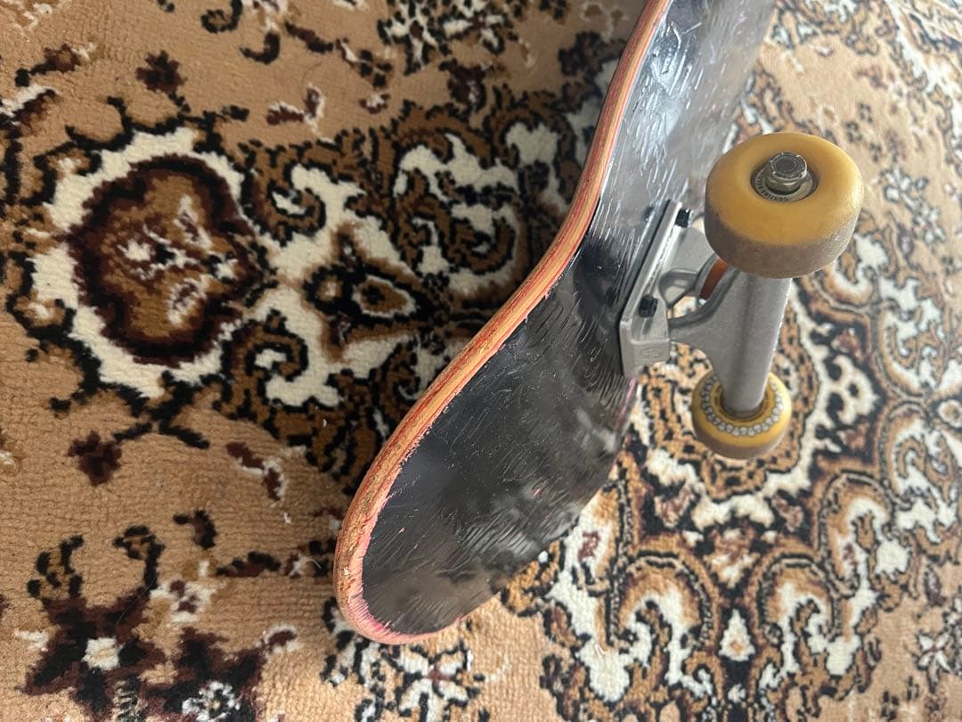 ファッキンオーサム　スケートボード　コンプリート　美品　値下げ可能