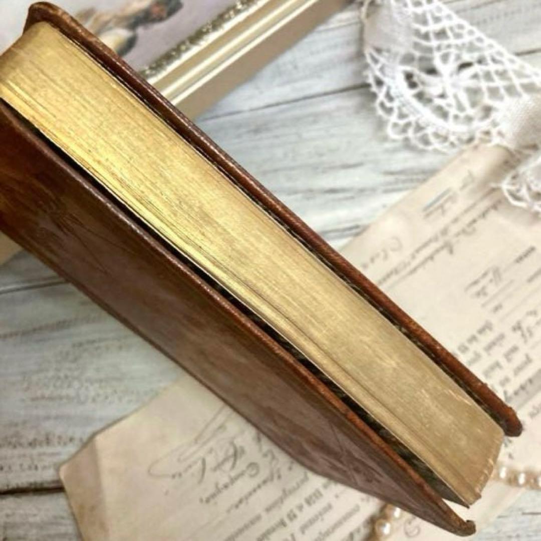 フランスアンティーク雑貨　ノートルダム革張り典礼書　ミゼル祈祷書聖書　ルルド聖母