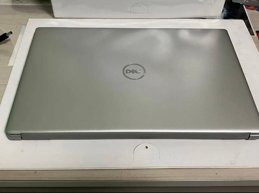 【本日限定最終値下げ】グラボ搭載ゲーミングPC！VALORANT 120fps