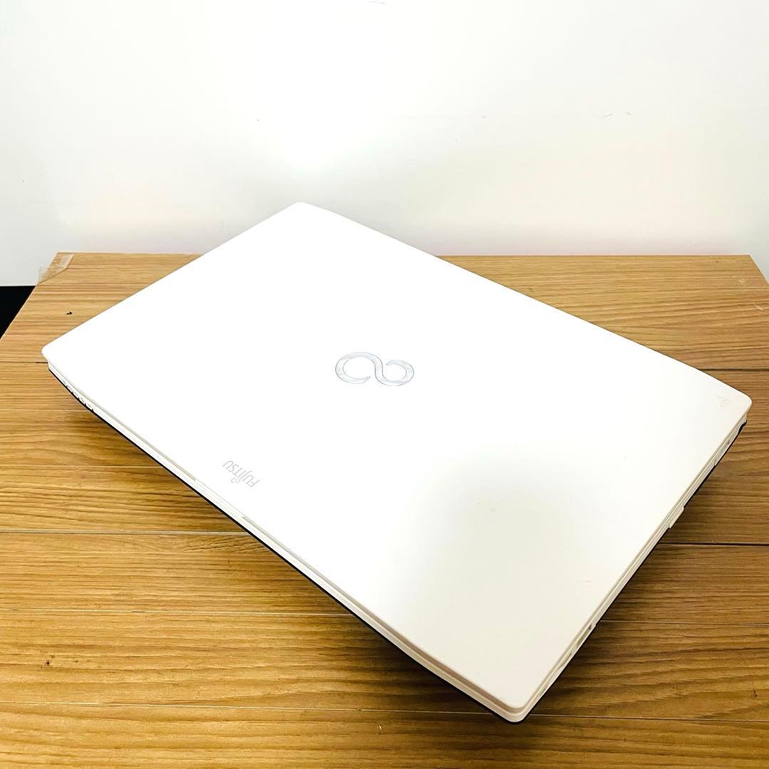 i7ホワイトSSDノートパソコンメモリー8ギガwin11オフィスブルーレイ