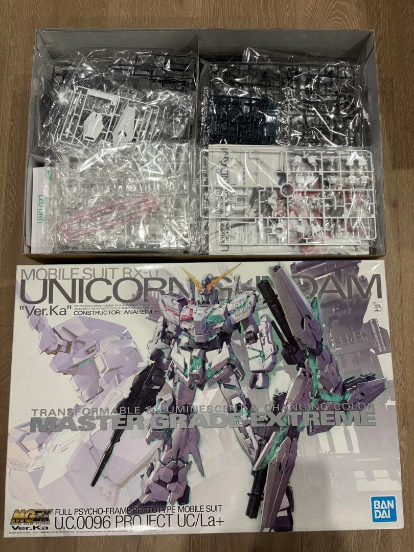 1/100 MGEX RX-0ユニコーンガンダム Ver.Ka