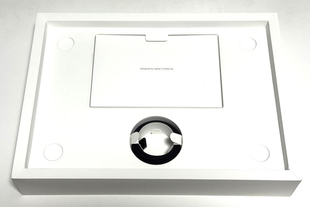 【美品】MacBook Pro M4 Max 64GB 2TB 保証2026/3