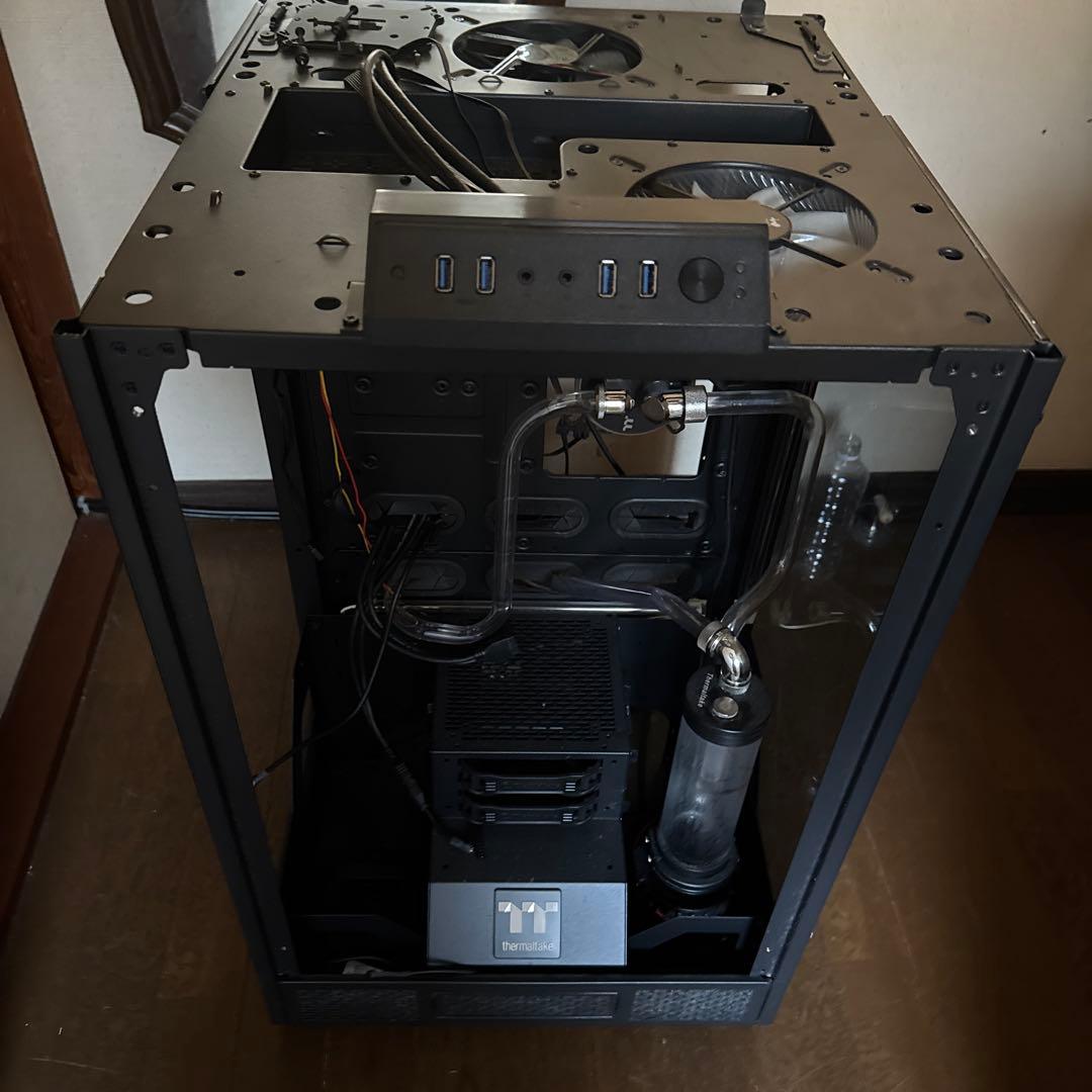 thermaltake PCケース　水冷キットセット　その他おまけ
