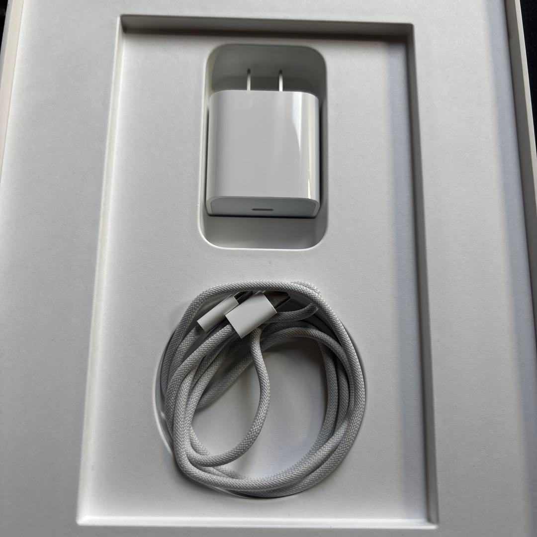 11インチiPad Air （M2）　ブルー　128GB