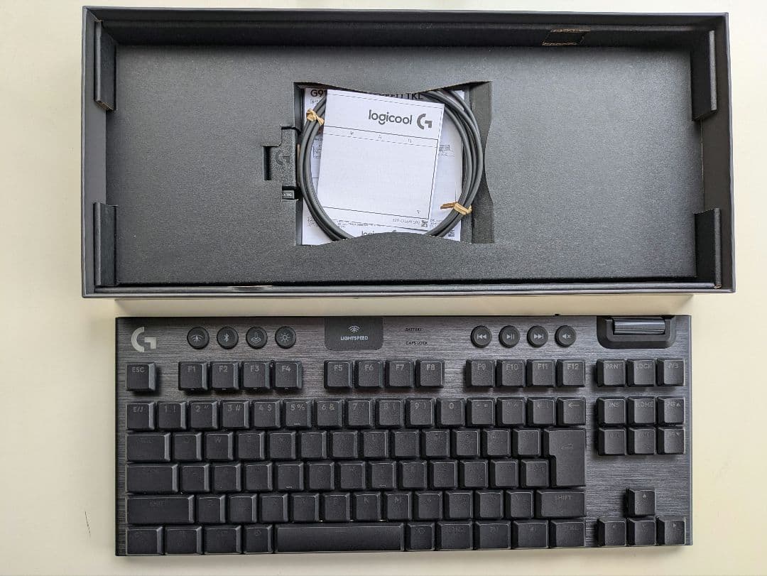 logicool G915 X LIGHTSPEED TKL ほぼ未使用品