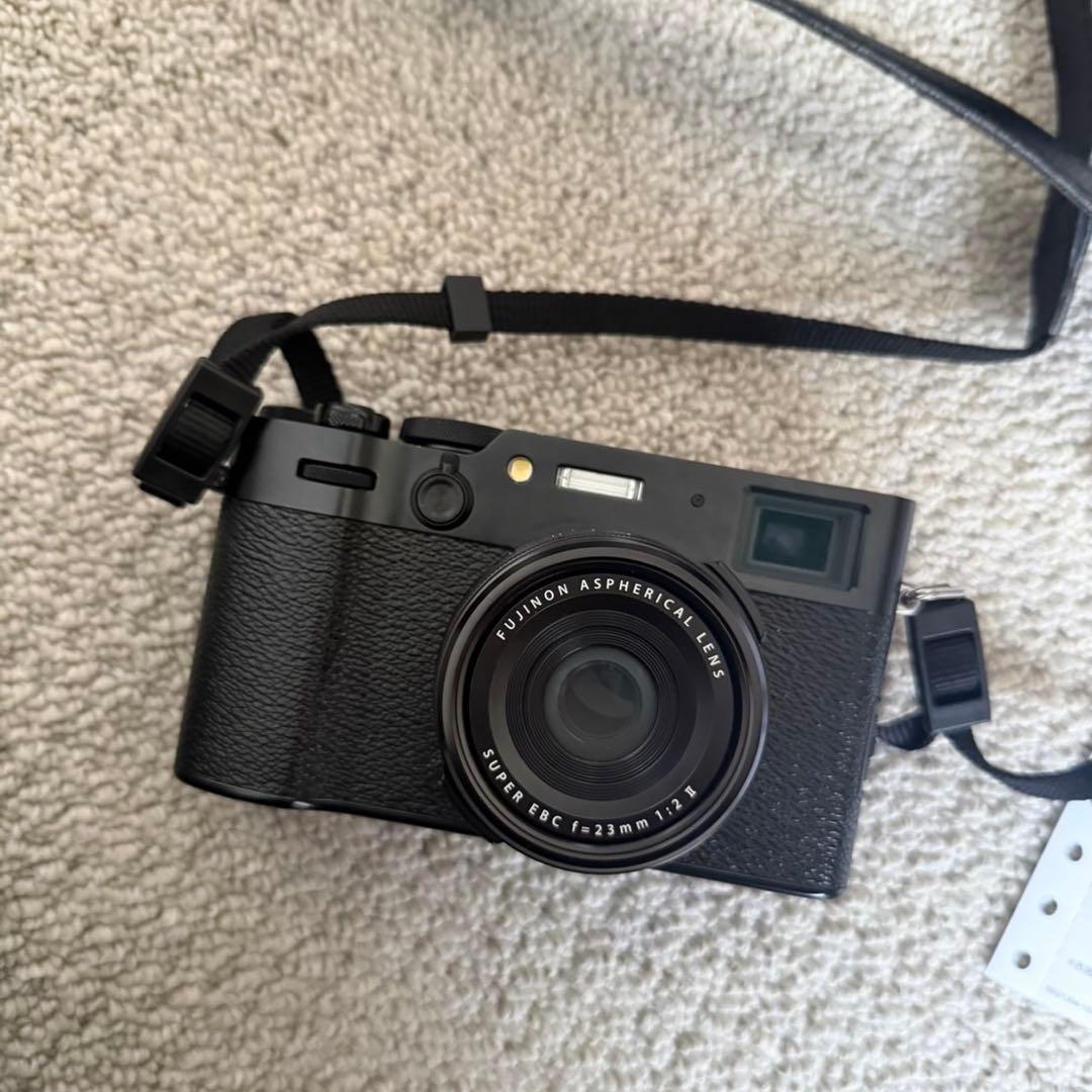 Fujifilm X100Vi ブラック