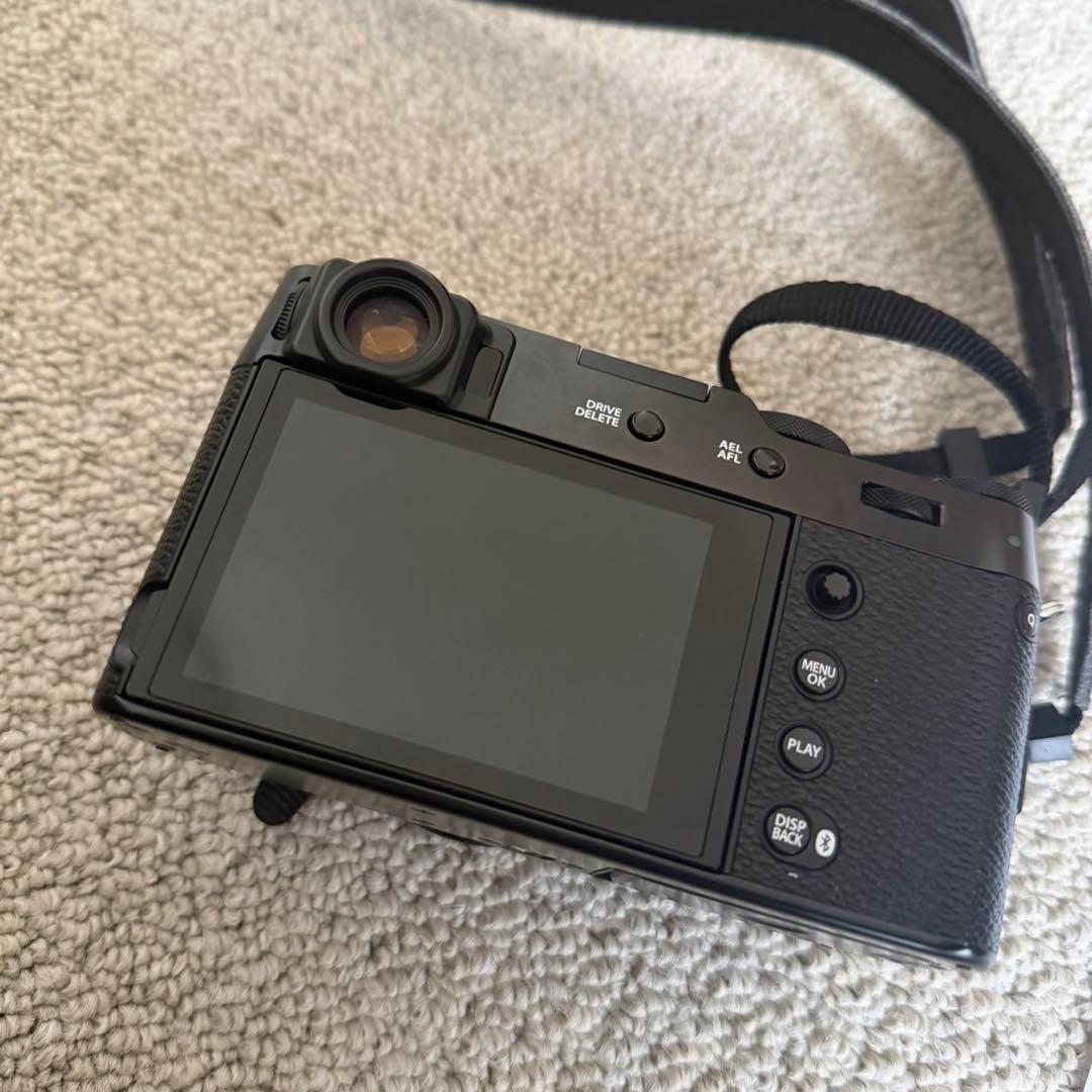 Fujifilm X100Vi ブラック
