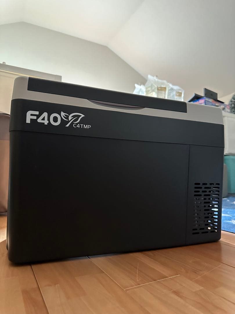 F40 C4TMP ポータブル冷蔵庫28L