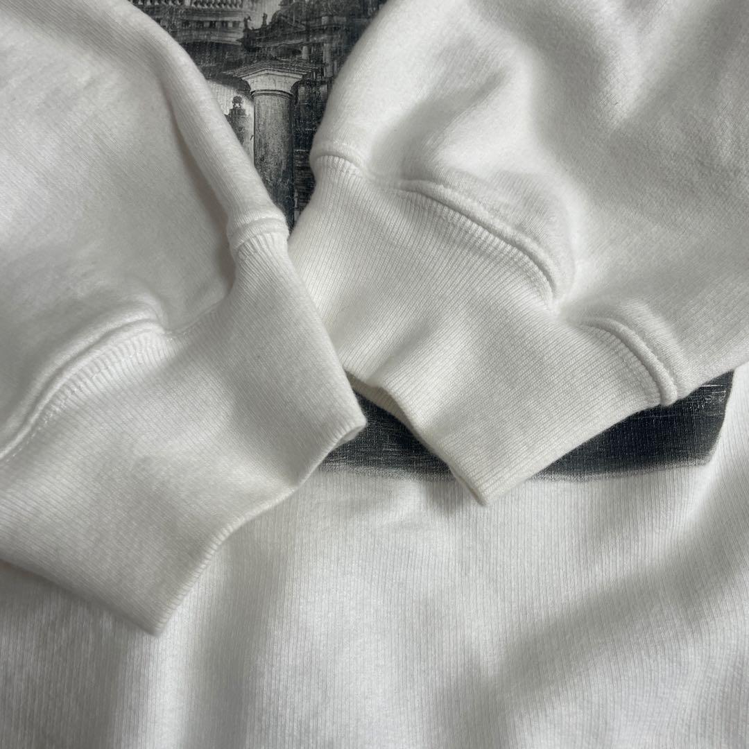 バレンシアガパーカー