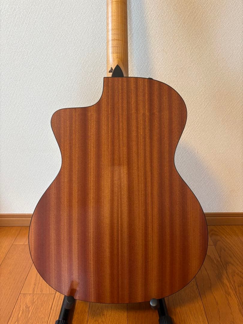 Taylor 114ce 美品　エレアコ　トラ杢 今年四月購入