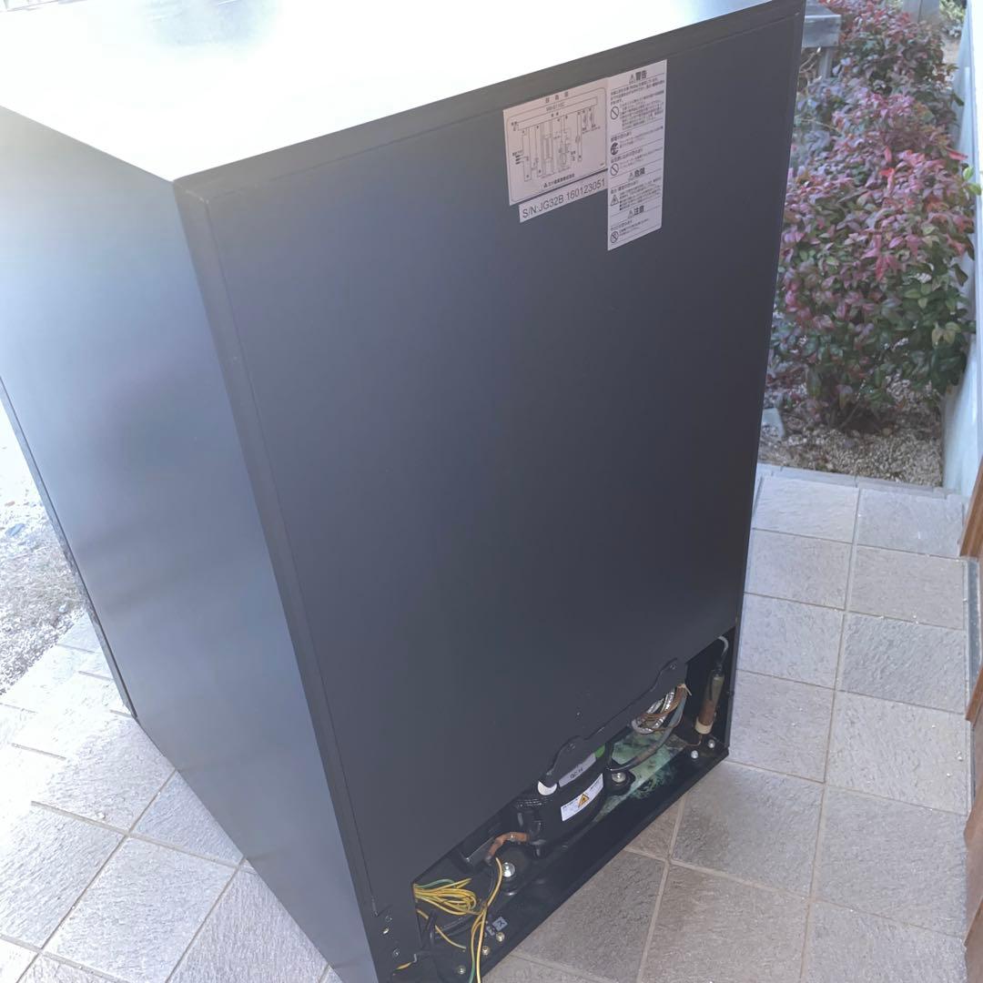 【茨城】ワインクーラー　ワインセラー 2重ガラス扉 4段棚　冷蔵庫