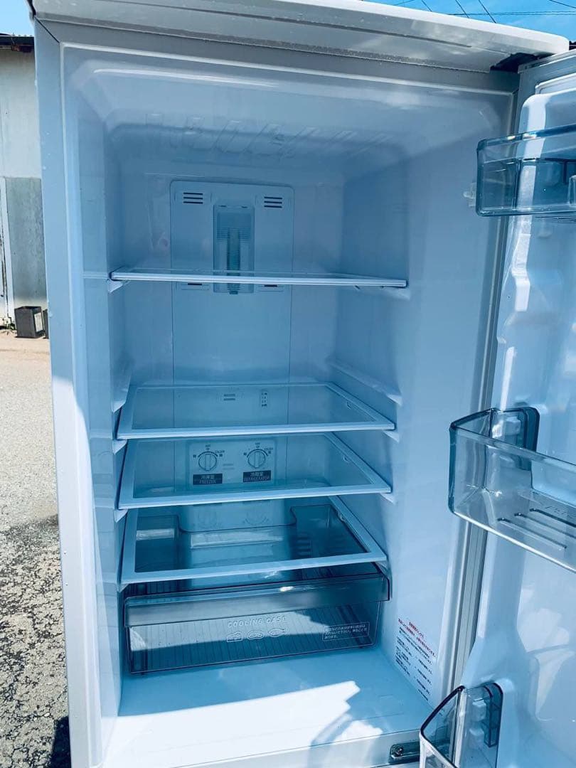 送料設置無料　MITSUBISHI ノンフロン冷凍冷蔵庫MR-P17J-W