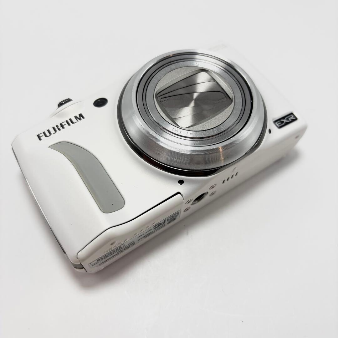 【週末限定値下げ】【美品】FUJIFILM FinePix F820EXR