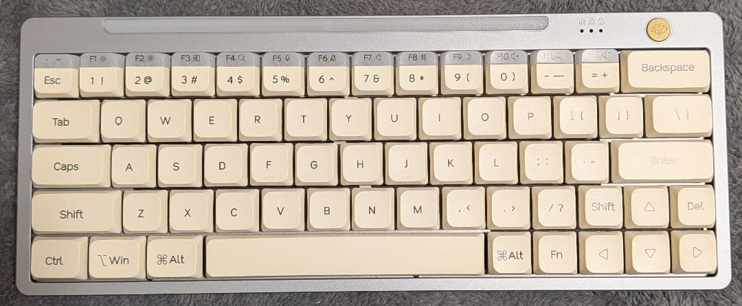 世界初 デュアルアクションキーボード Nics Hesper64(100)