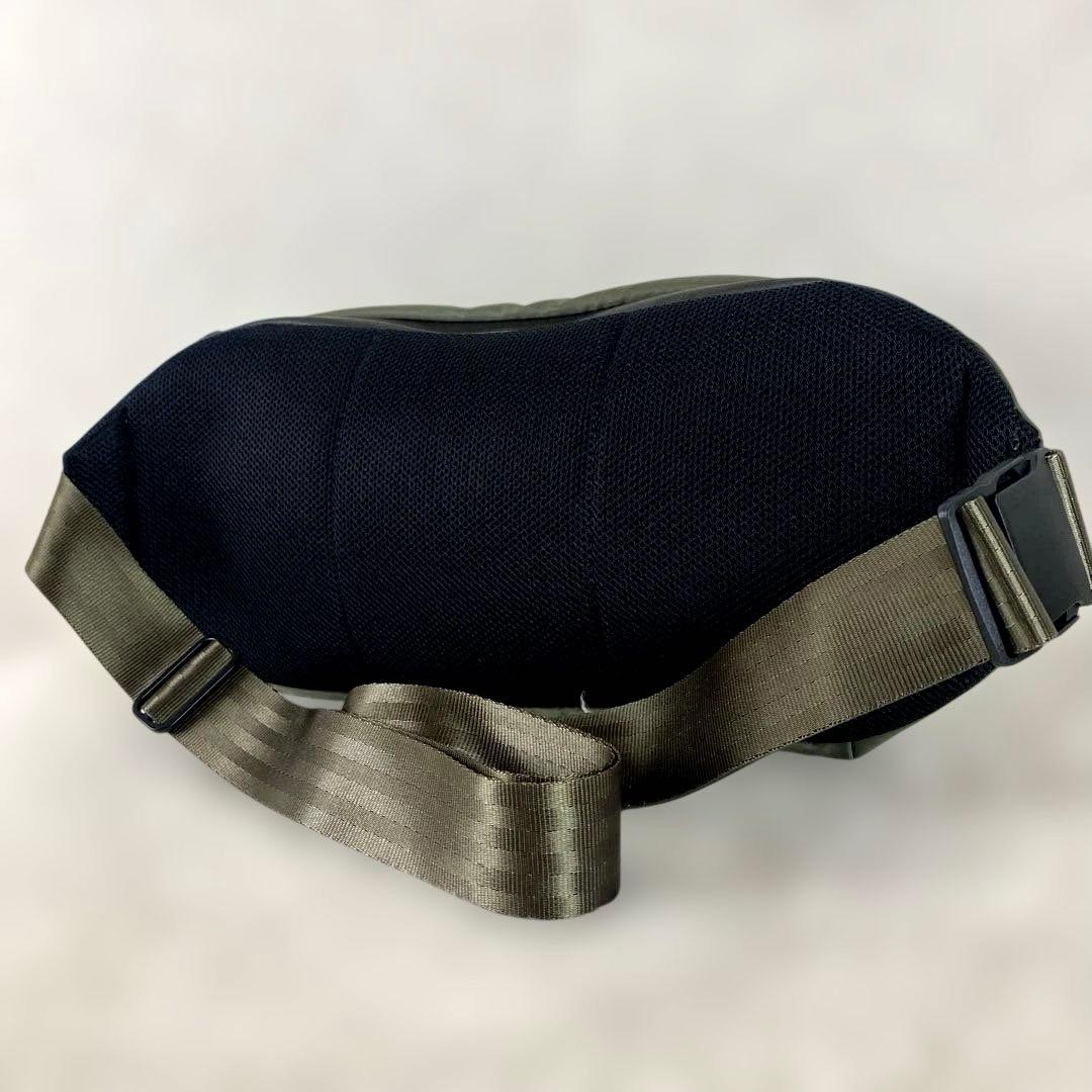 【極美品】MACKINTOSH PHILOSOPHY ハービストンボディバッグ