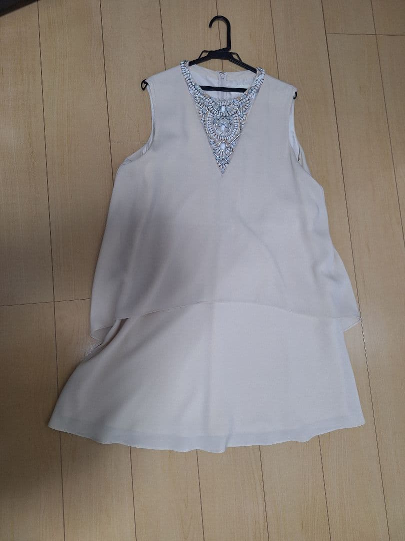 ドレス　グレースコンチネンタル