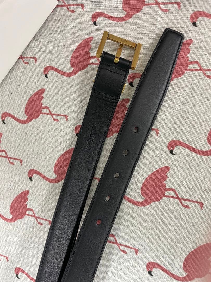 断捨離サンローラン　黒のレザーベルト 90*3cm