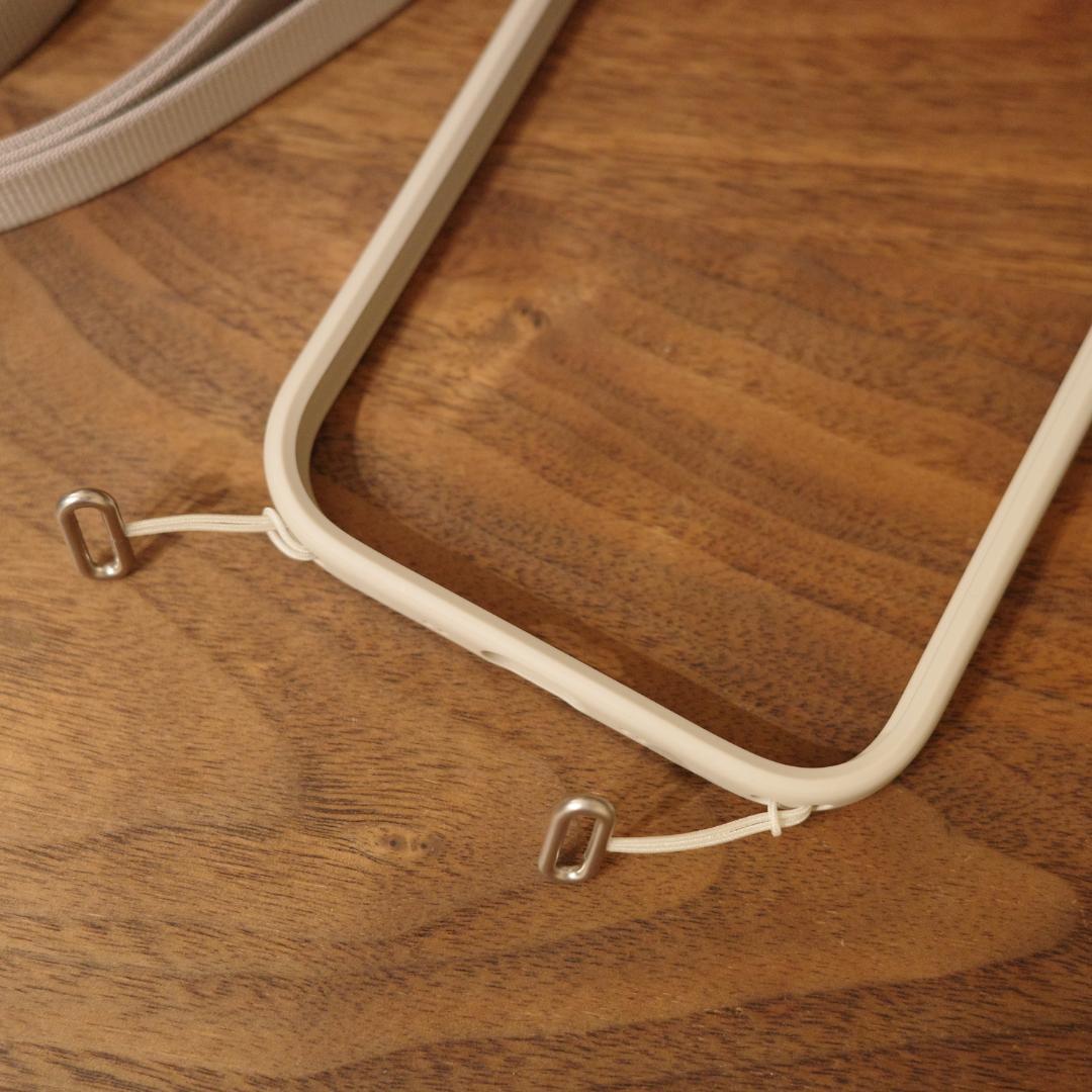 iPhone Air バンパー＋クロスボディストラップ（タン）