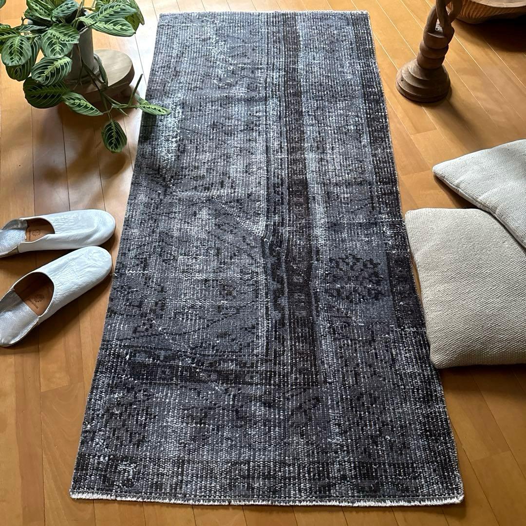 62×137.5 ダークグレイオーバーダイ　ボタニカル　トルコヴィンテージラグ