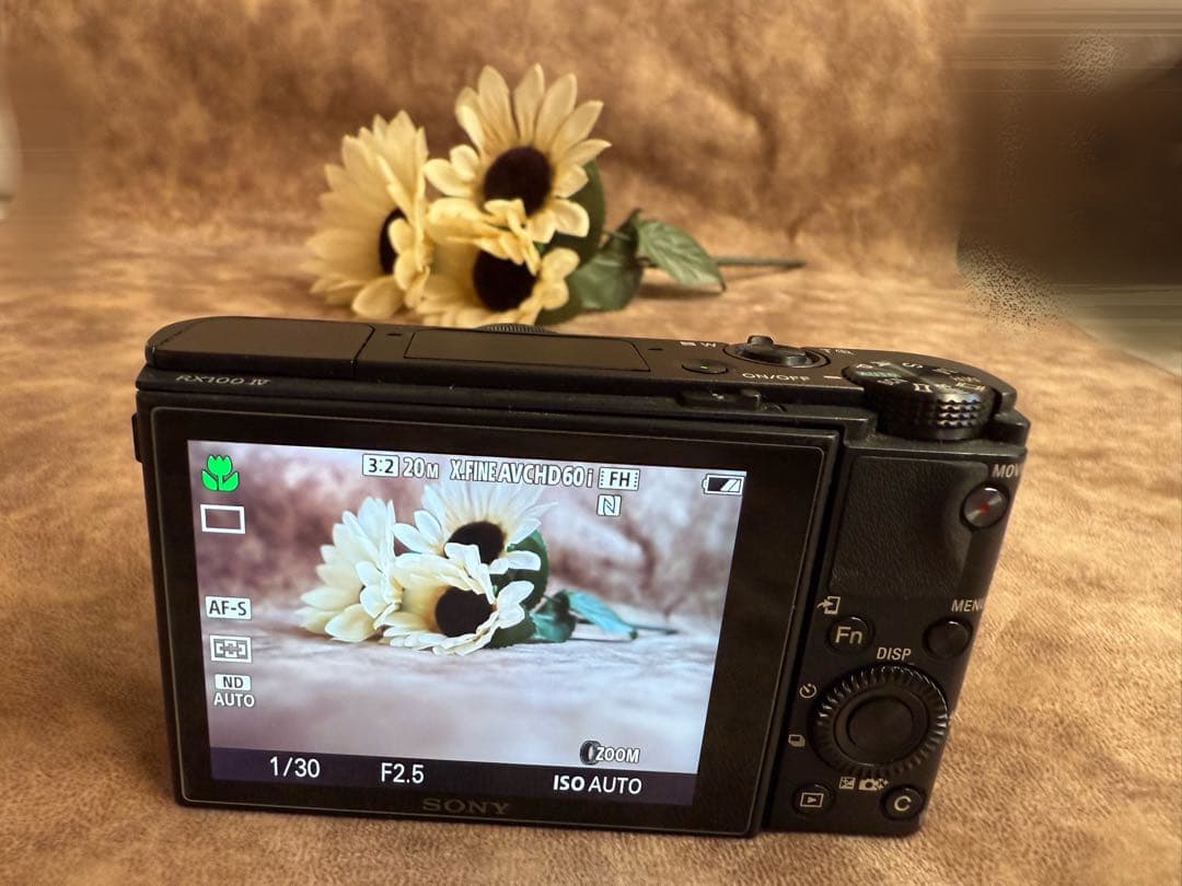 SONY　Cyber-shot　RX100M4