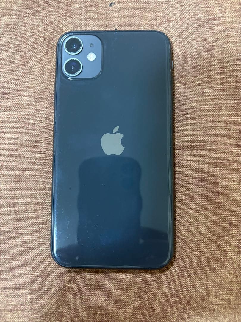 Apple iPhone 11 ブラック本体　ジャンク品
