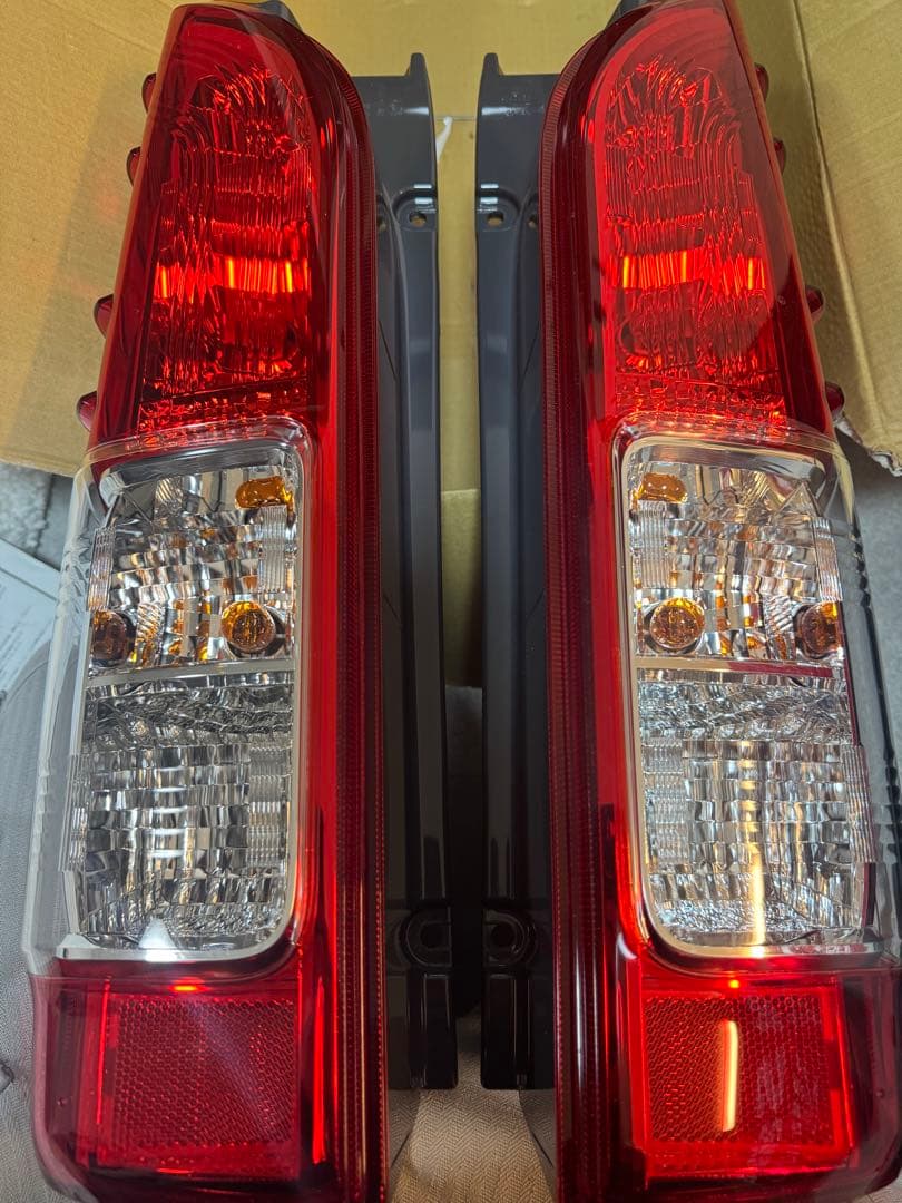 ブルースシロウ