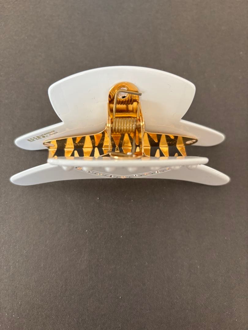 ａｃｃａヘアクリップ