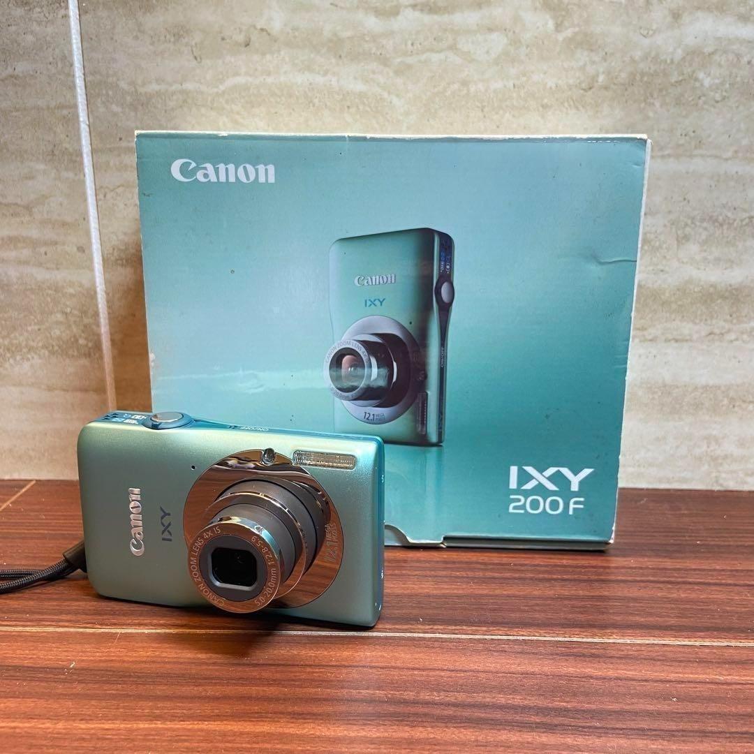 Canon IXY 200F デジカメ ほぼ新品 3736