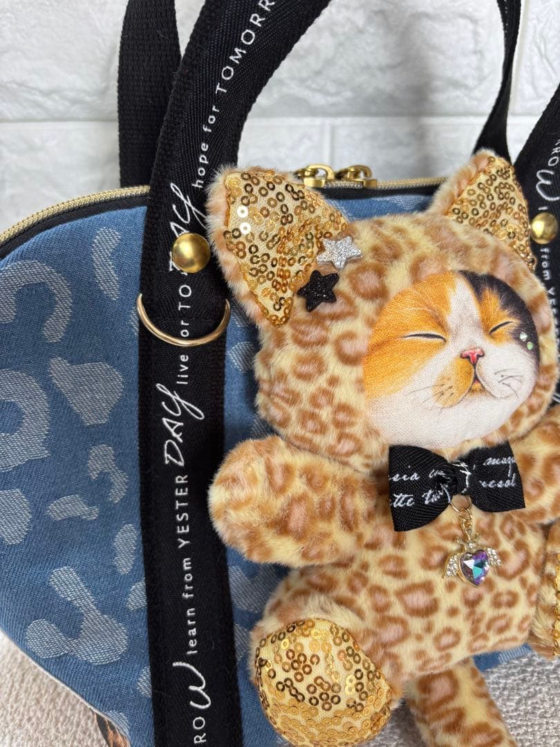 黒*こ様 コヤンイサムチョン　シェル型バッグ　ヒョウ柄ねこちゃん　ヒョウ柄デニム