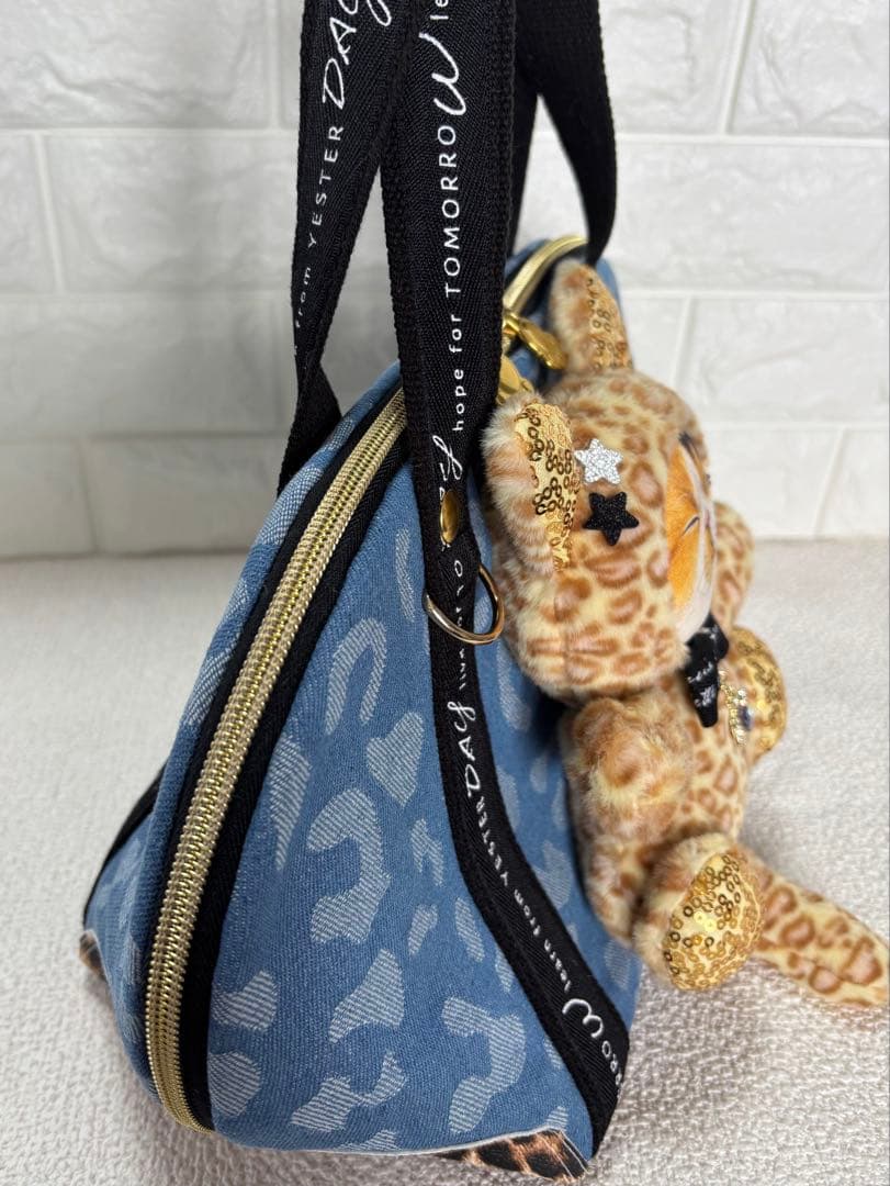 黒*こ様 コヤンイサムチョン　シェル型バッグ　ヒョウ柄ねこちゃん　ヒョウ柄デニム