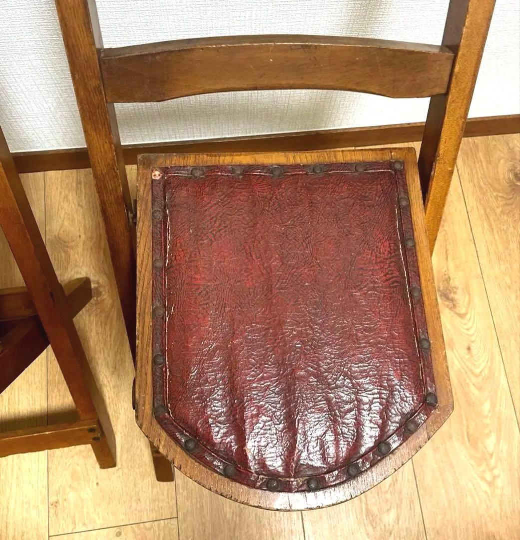 アンティーク　ヴィンテージ　椅子　2脚　折りたたみ　フォールディングチェア　飾棚