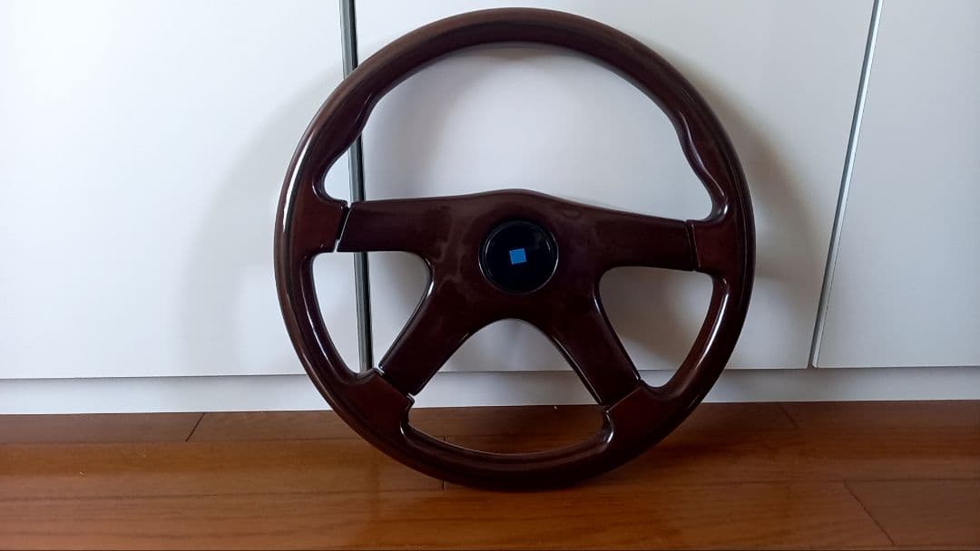 ナルディハンドル　 GARA4