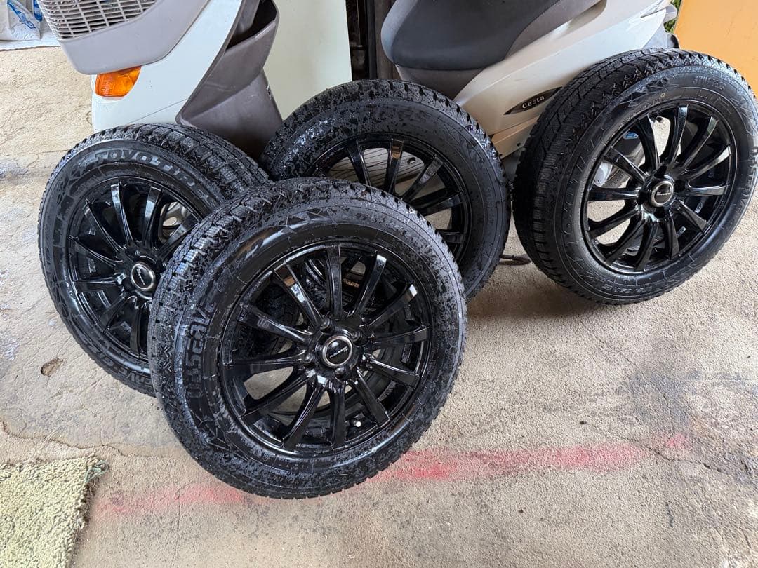 え*ん様 175/65R15 ４本　TOYO GIZ2 スタッドレス　アルミ