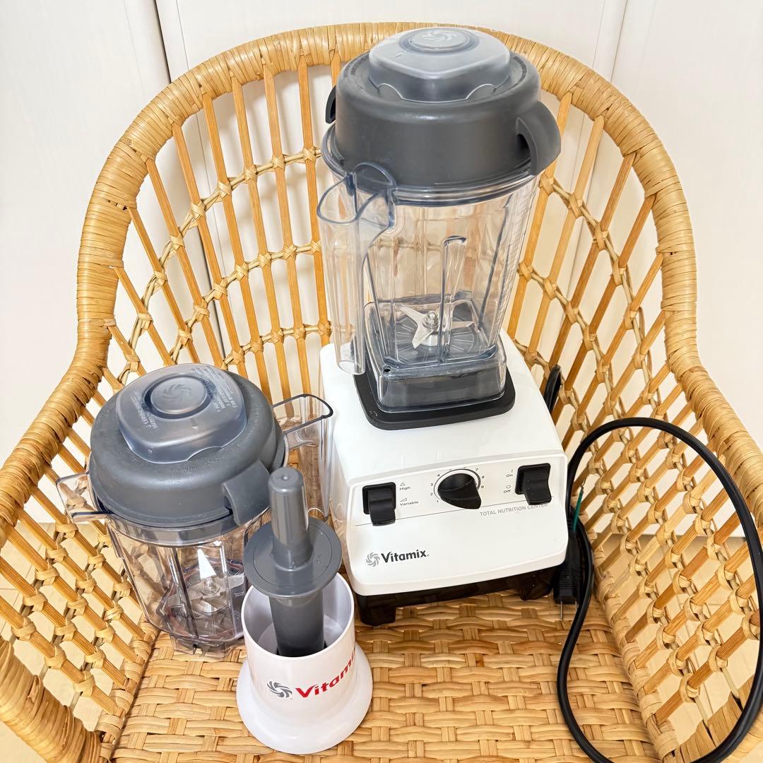 Vitamix バイタミックスブレンダーVM0111（TNC5200）