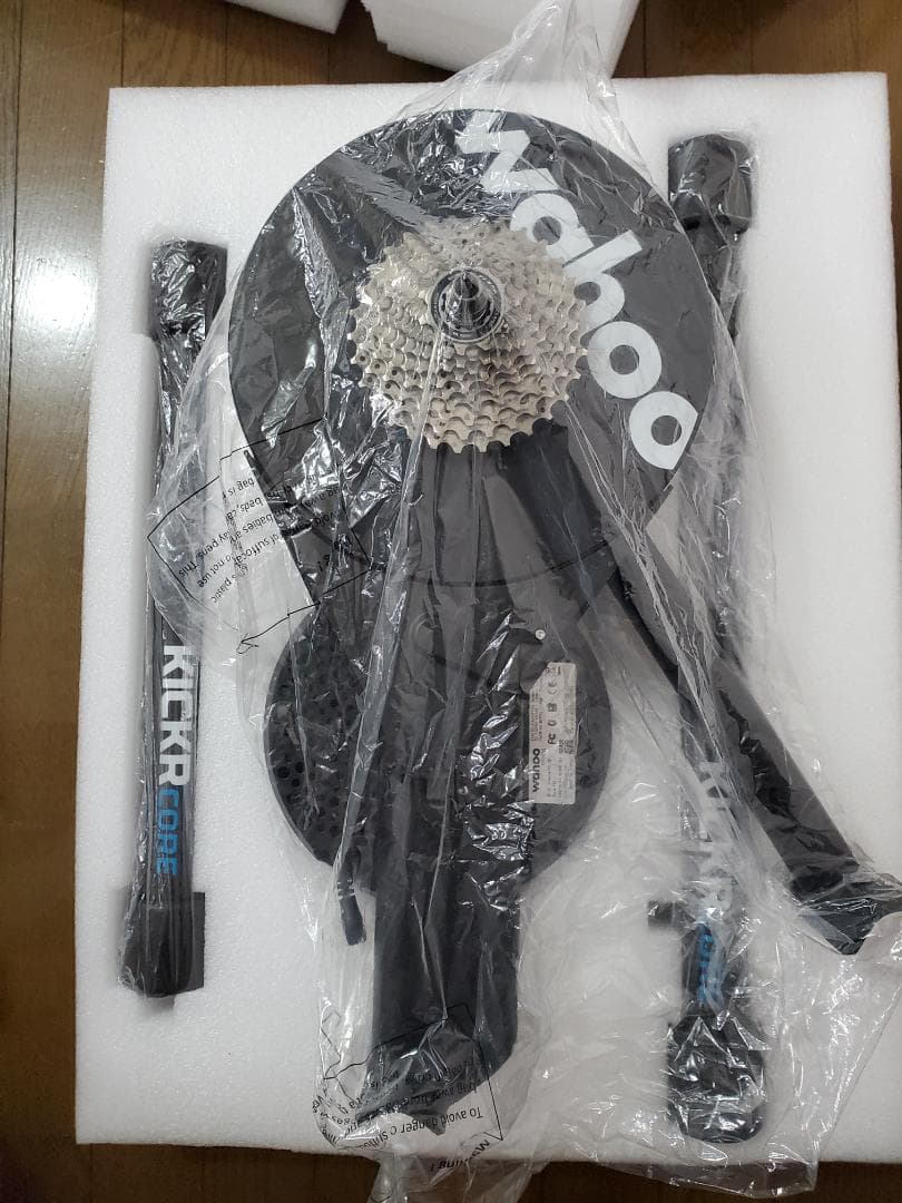 Wahoo KICKRCORE スマートローラー台 キッカーコア スプロケ付