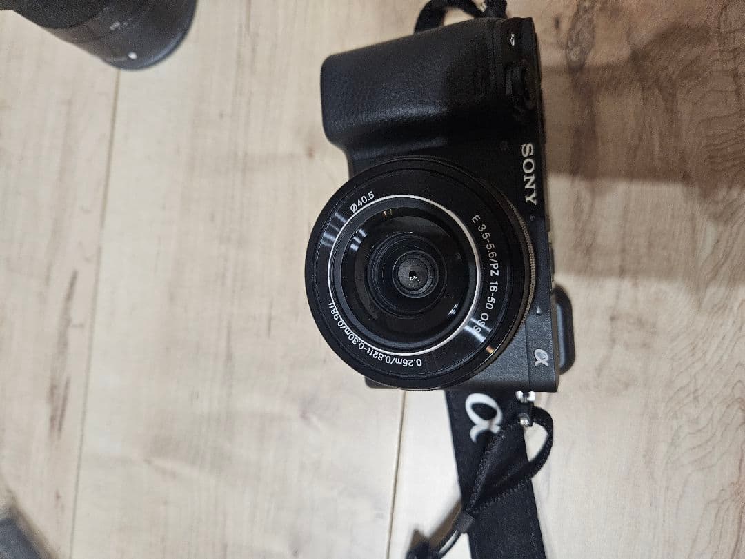 SONY a6400　ミラーレスカメラ　レンズ2個つき