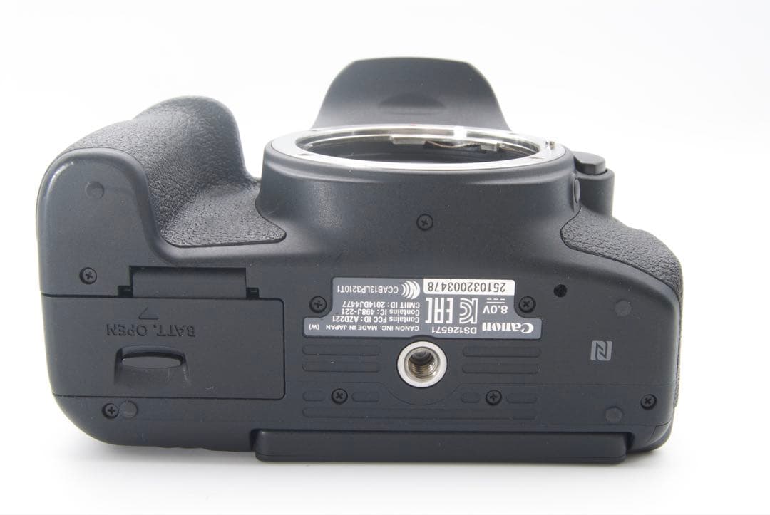 【Wi-Fi搭載】Canon EOS Kiss X8i 標準レンズ　美品　手ぶれ