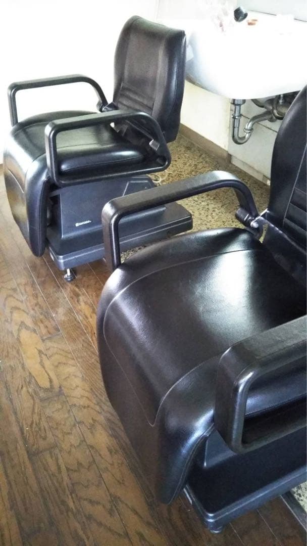 タカラベルモント シャンプージョイⅡ 2脚　 シャンプー椅子 電動チェア　美容室